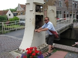 Handbedienung! Schleusen- und Br&uuml;ckenw&auml;chter in Edam